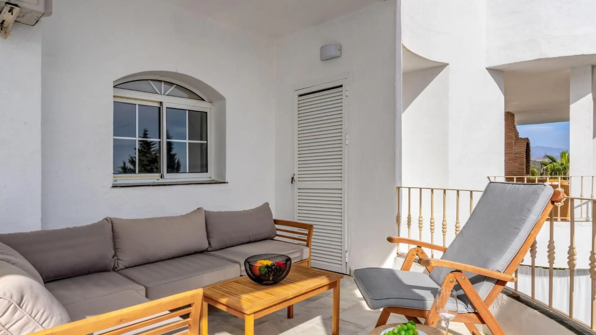 Apartment Las Brisas Estepona Golf By Interhome