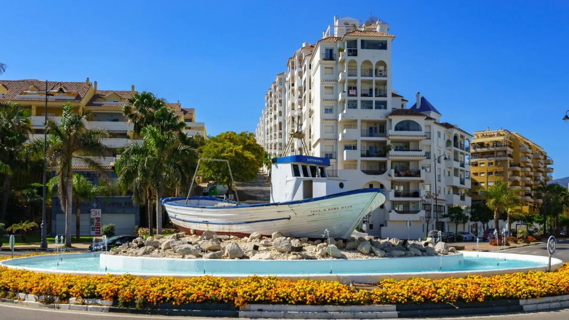 Apartment Las Brisas Estepona Golf By Interhome